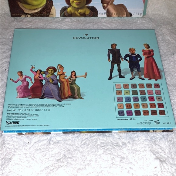 NWT Shrek x Revolution Makeup Palette - Picture 3 of 8